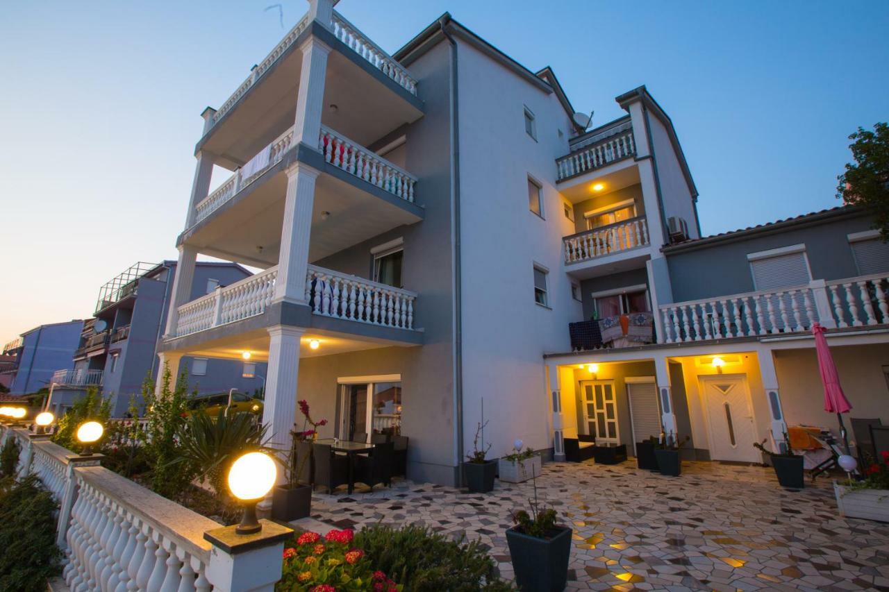 Villa Mara Crikvenica Exterior foto